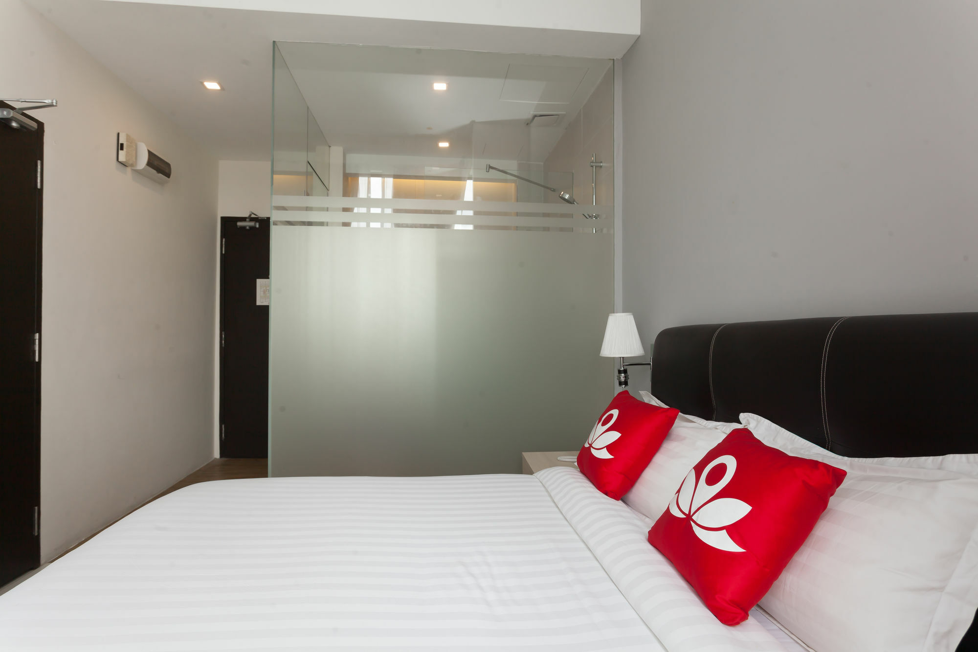 Zen Rooms Sungai Besi Kuala Lumpur Exterior foto